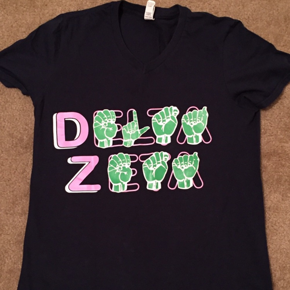 Delta Zeta V-Neck